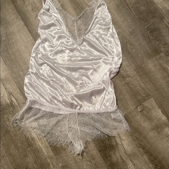 4 NWOT Size L/XL Lingerie Pieces Brand new &  hot..hate for them to go to waste - Picture 4 of 4